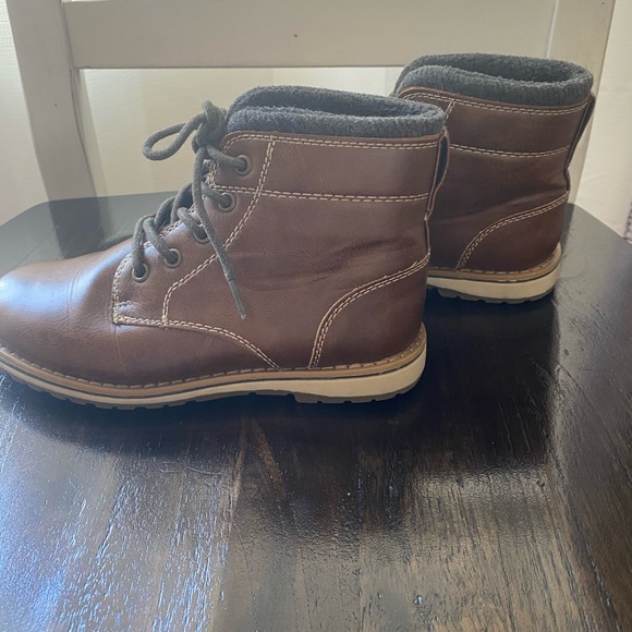 Boys Lace Up Boots - Picture 4 of 7